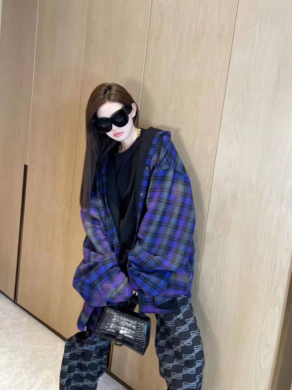 Ветровка трендовая Balenciaga BP-20259 Ветровка трендовая Balenciaga BP-20259