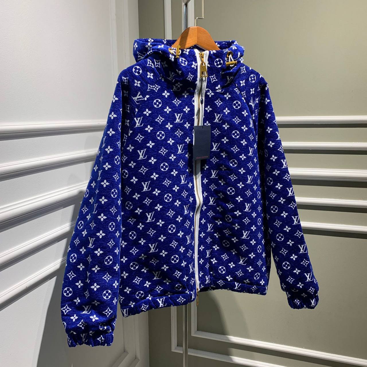 Ветровка премиальная Louis Vuitton BP-15952 Ветровка премиальная Louis Vuitton BP-15952