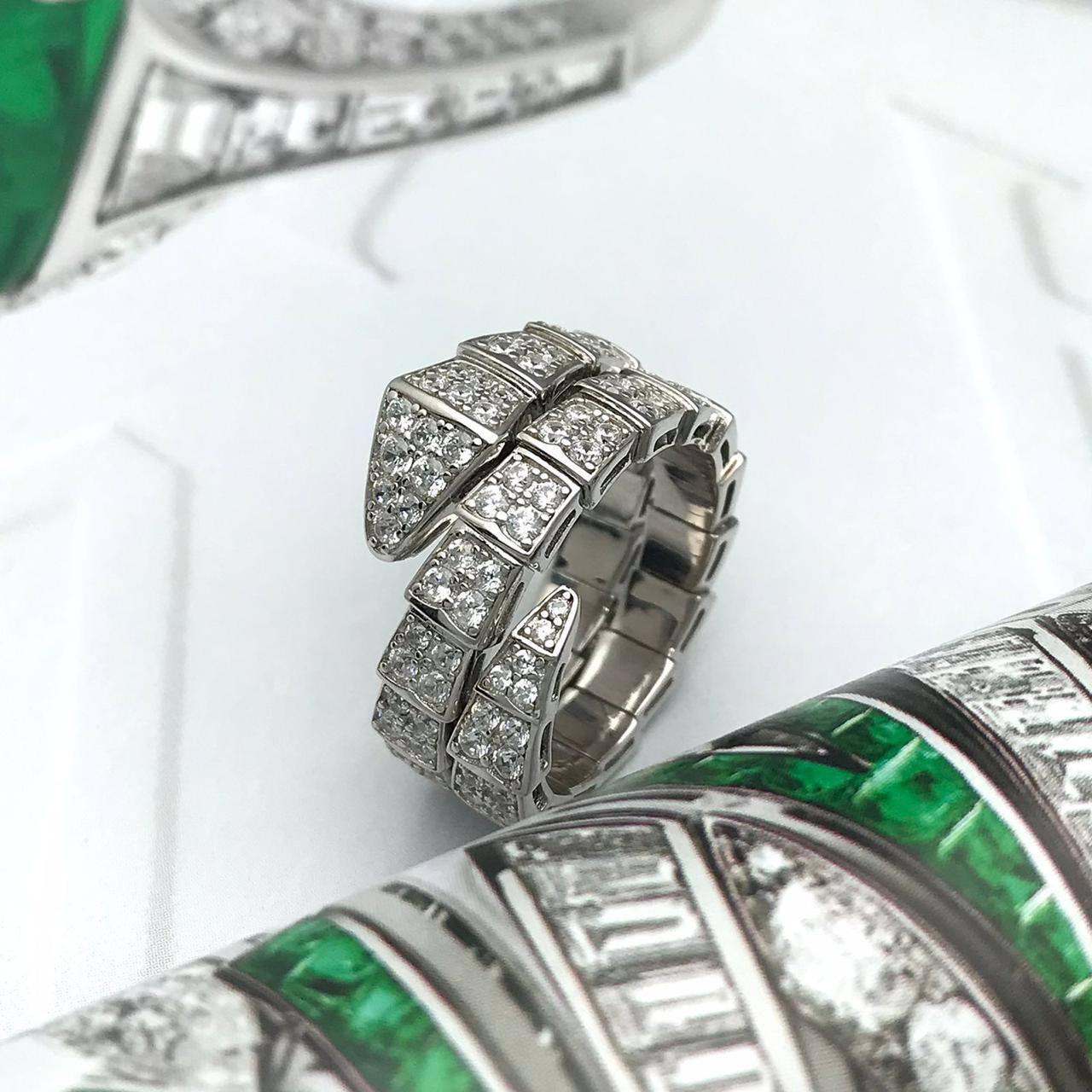 Кольцо коллекционное Bvlgari BP-37772 Кольцо коллекционное Bvlgari BP-37772