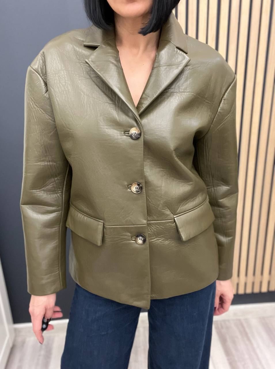 Элитный кожаный жакет Miu Miu BP-47050 Элитный кожаный жакет Miu Miu BP-47050