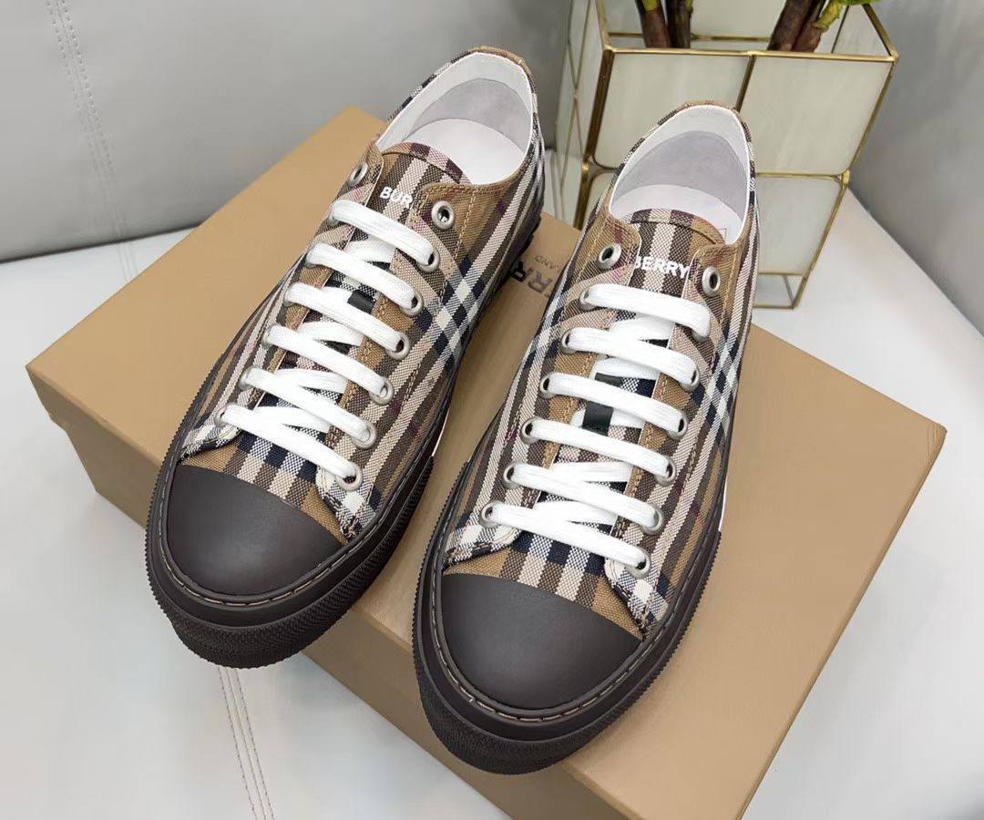 Кеды Burberry коллекционные BP-13625 Кеды Burberry коллекционные BP-13625