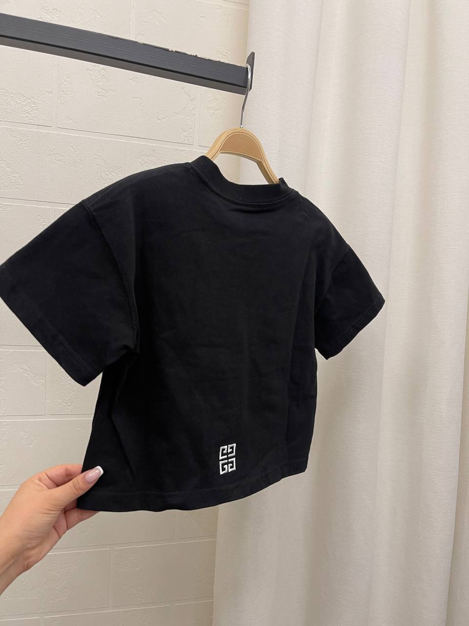 Эксклюзивная футболка Givenchy BP-46108 Эксклюзивная футболка Givenchy BP-46108