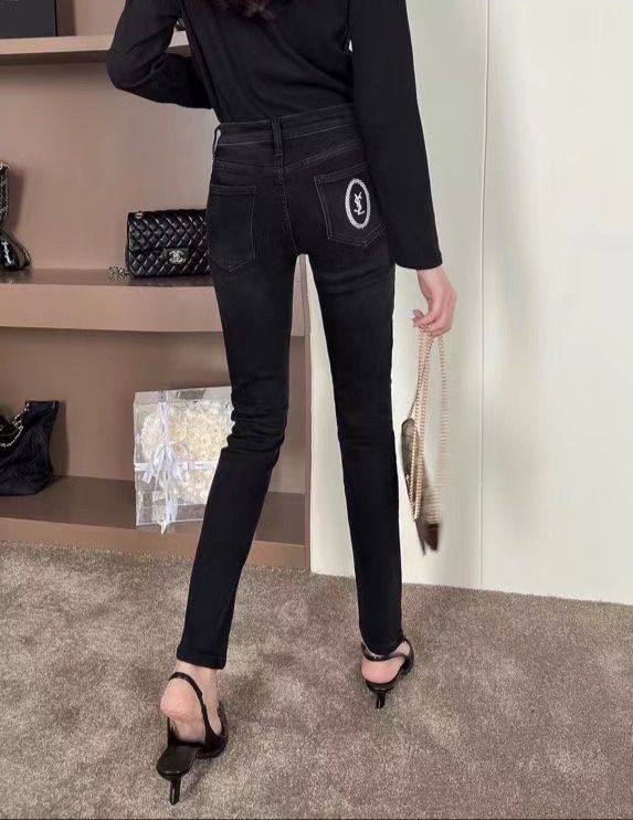 Трендовые джинсы Yves Saint Laurent BP-20885 Трендовые джинсы Yves Saint Laurent BP-20885