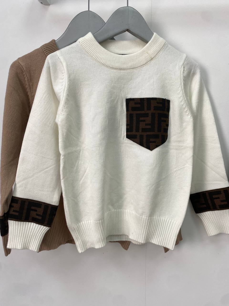 Модный свитер Fendi BP-17885 Модный свитер Fendi BP-17885