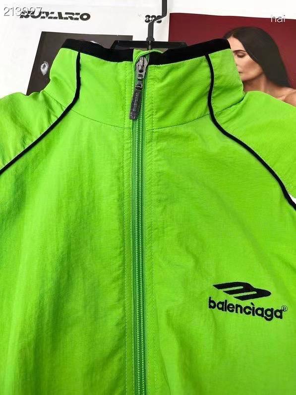 Ветровка премиальная Balenciaga BP-15207 Ветровка премиальная Balenciaga BP-15207