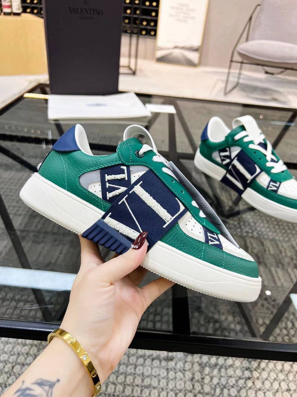 Valentino стильные мужские кеды BP-31407 Valentino стильные мужские кеды BP-31407