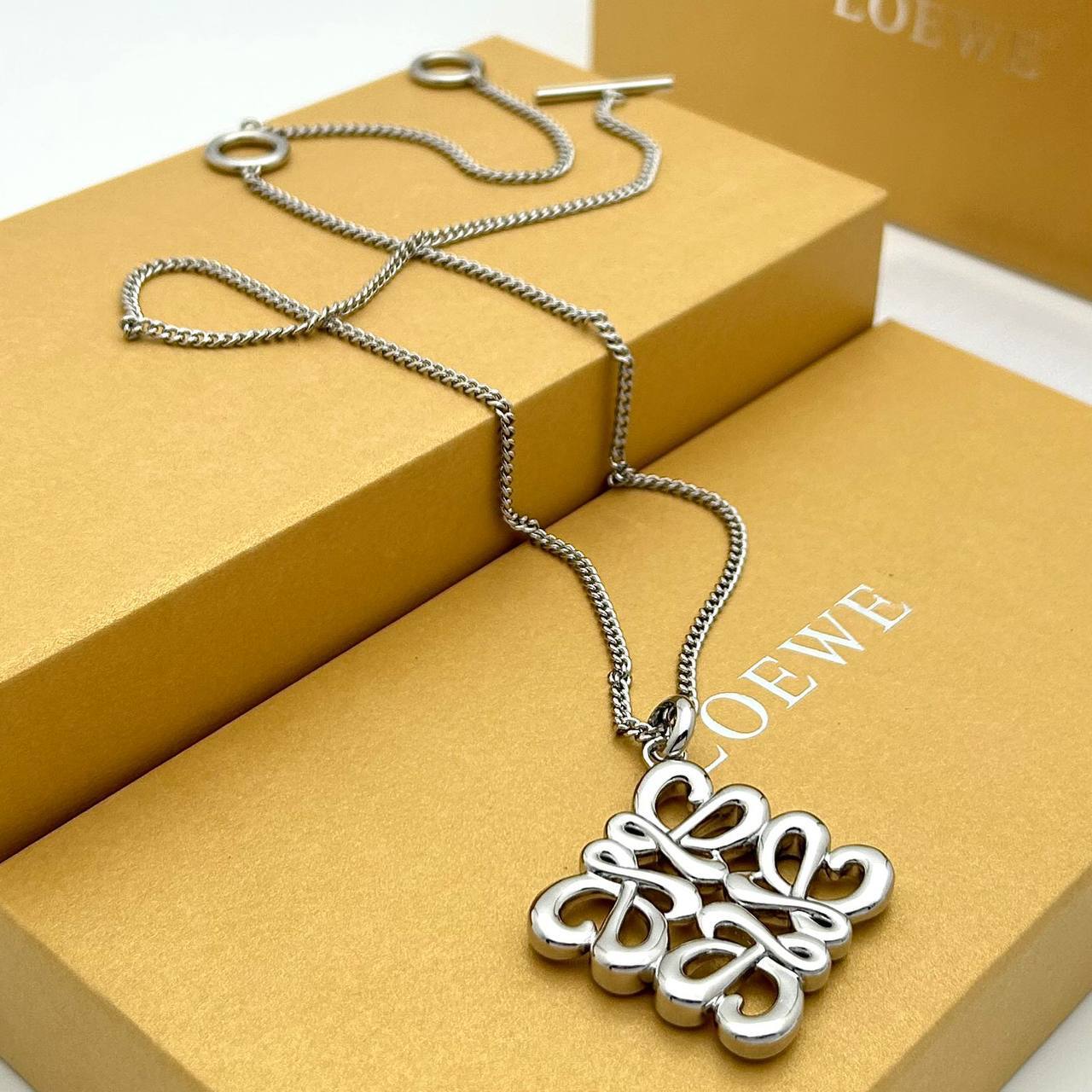 Трендовая подвеска Loewe BP-52386 Трендовая подвеска Loewe BP-52386