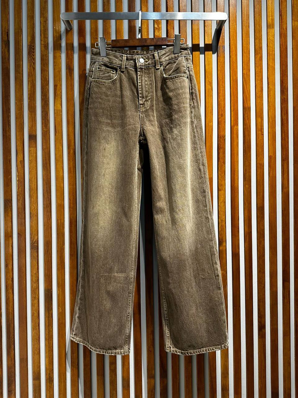 Джинсы трендовые Acne BP-43296 Джинсы трендовые Acne BP-43296