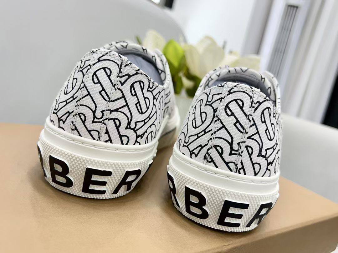 Кеды премиум Burberry BP-13624 Кеды премиум Burberry BP-13624