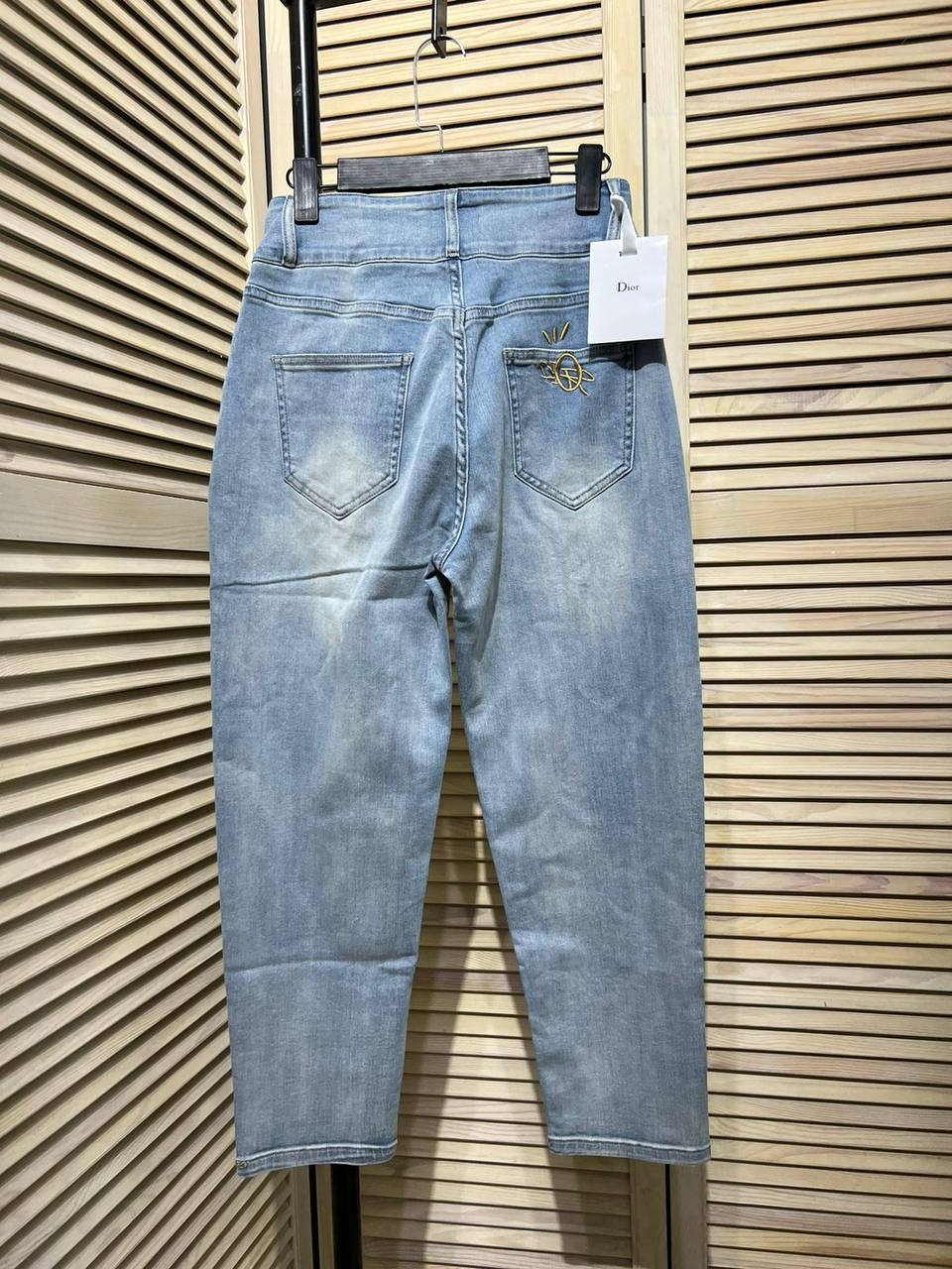 Джинсы Christian Dior премиальные BP-32976 Джинсы Christian Dior премиальные BP-32976