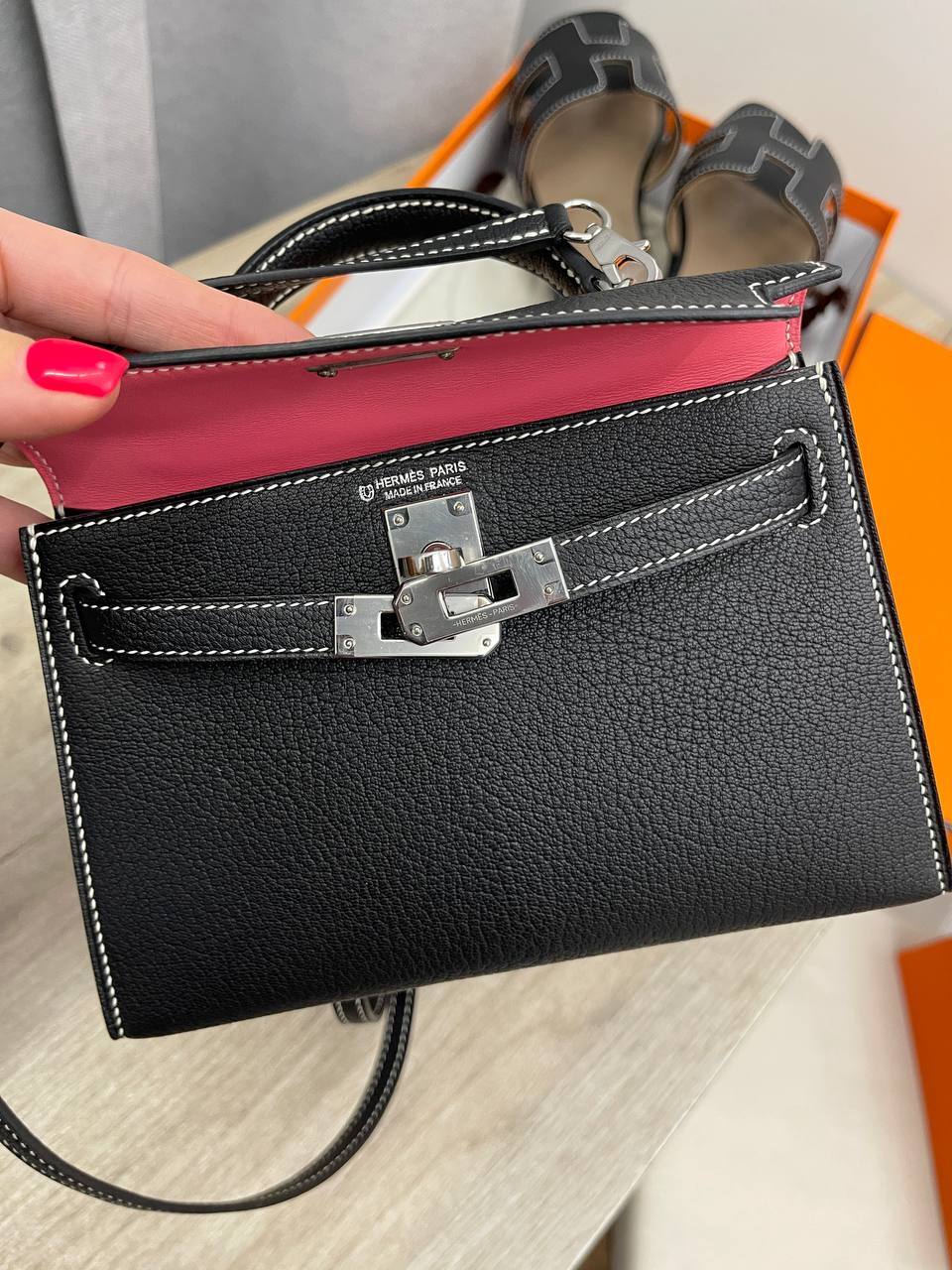 Kelly mini женская сумка Chevre PHW коллекционная Hermes BP-47727 Kelly mini женская сумка Chevre PHW коллекционная Hermes BP-47727