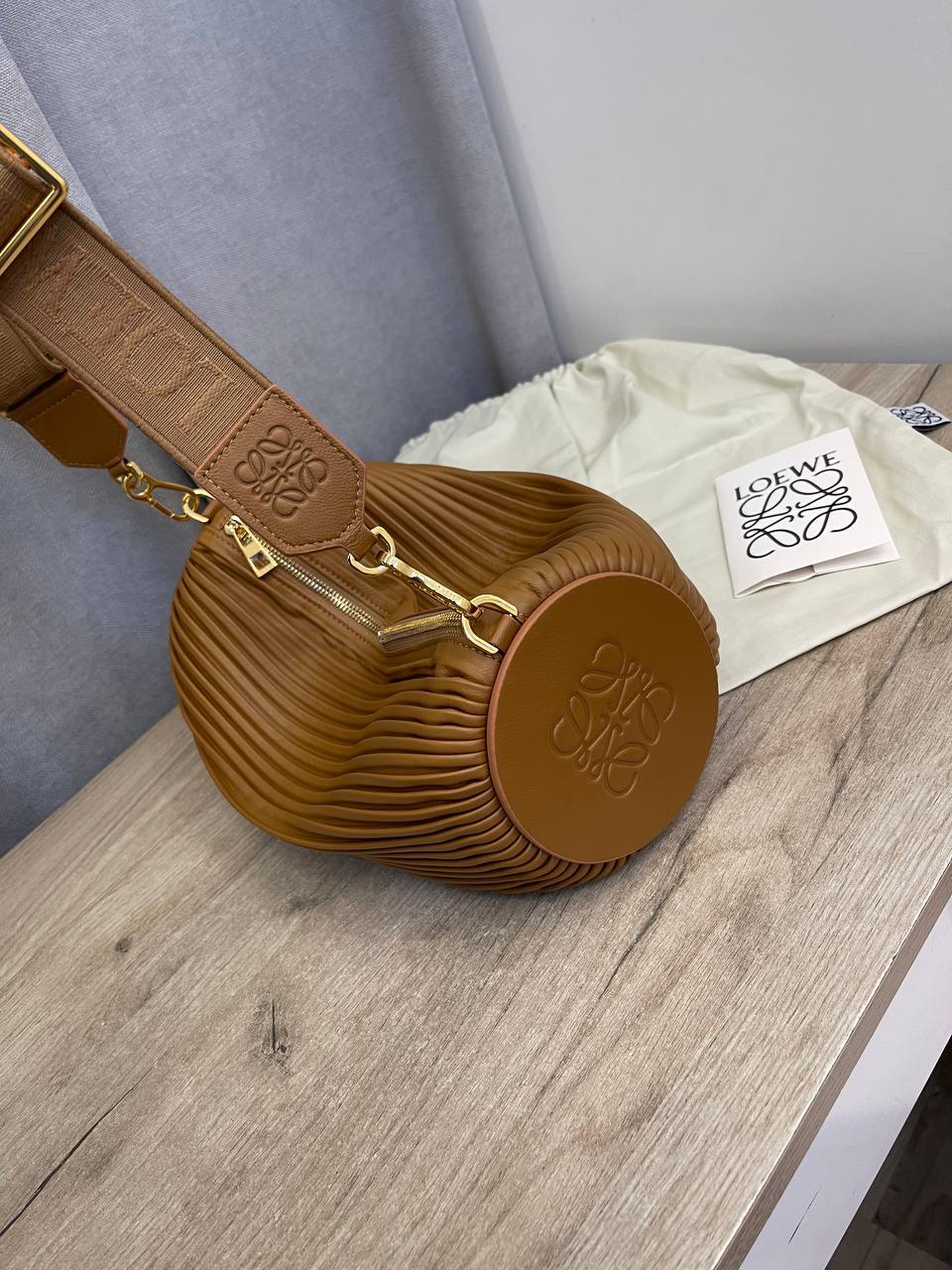 Трендовая женская сумка Loewe BP-53536 Трендовая женская сумка Loewe BP-53536