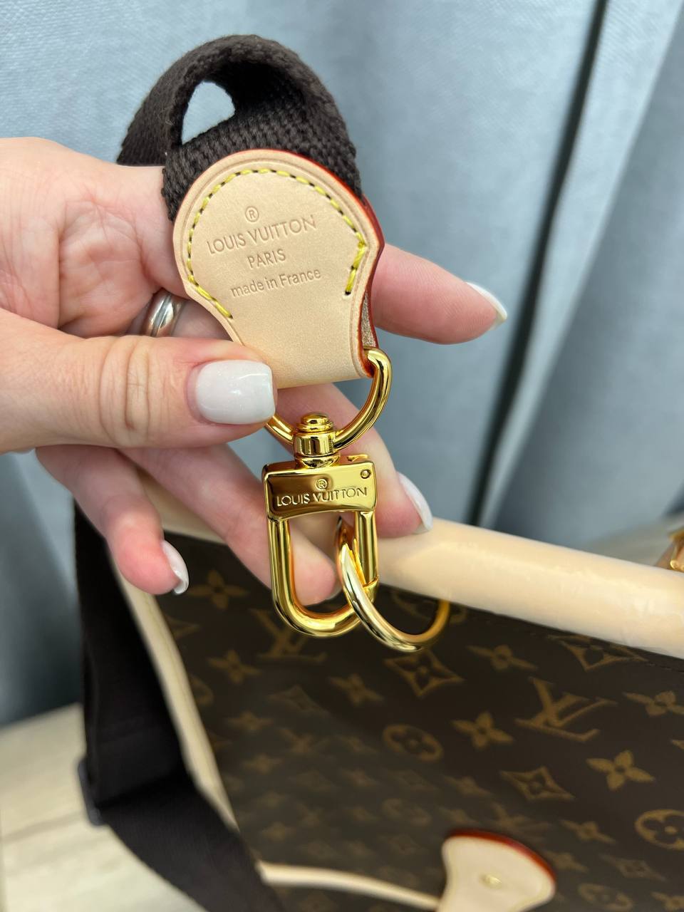 Louis Vuitton портплед BP-38872 Louis Vuitton портплед BP-38872