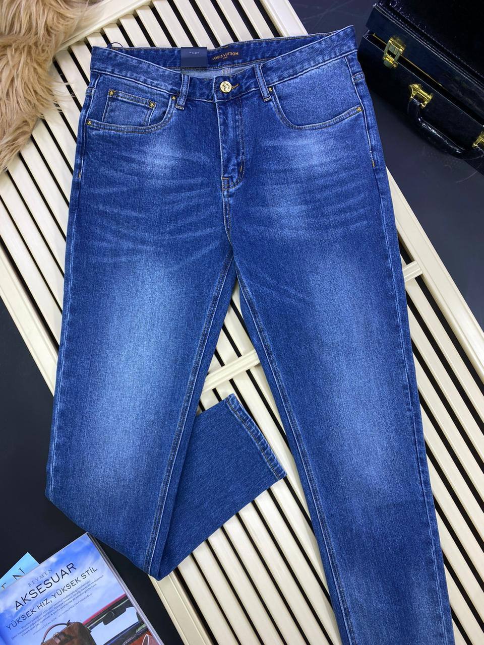 Джинсы коллекционные Louis Vuitton BP-25125 Джинсы коллекционные Louis Vuitton BP-25125