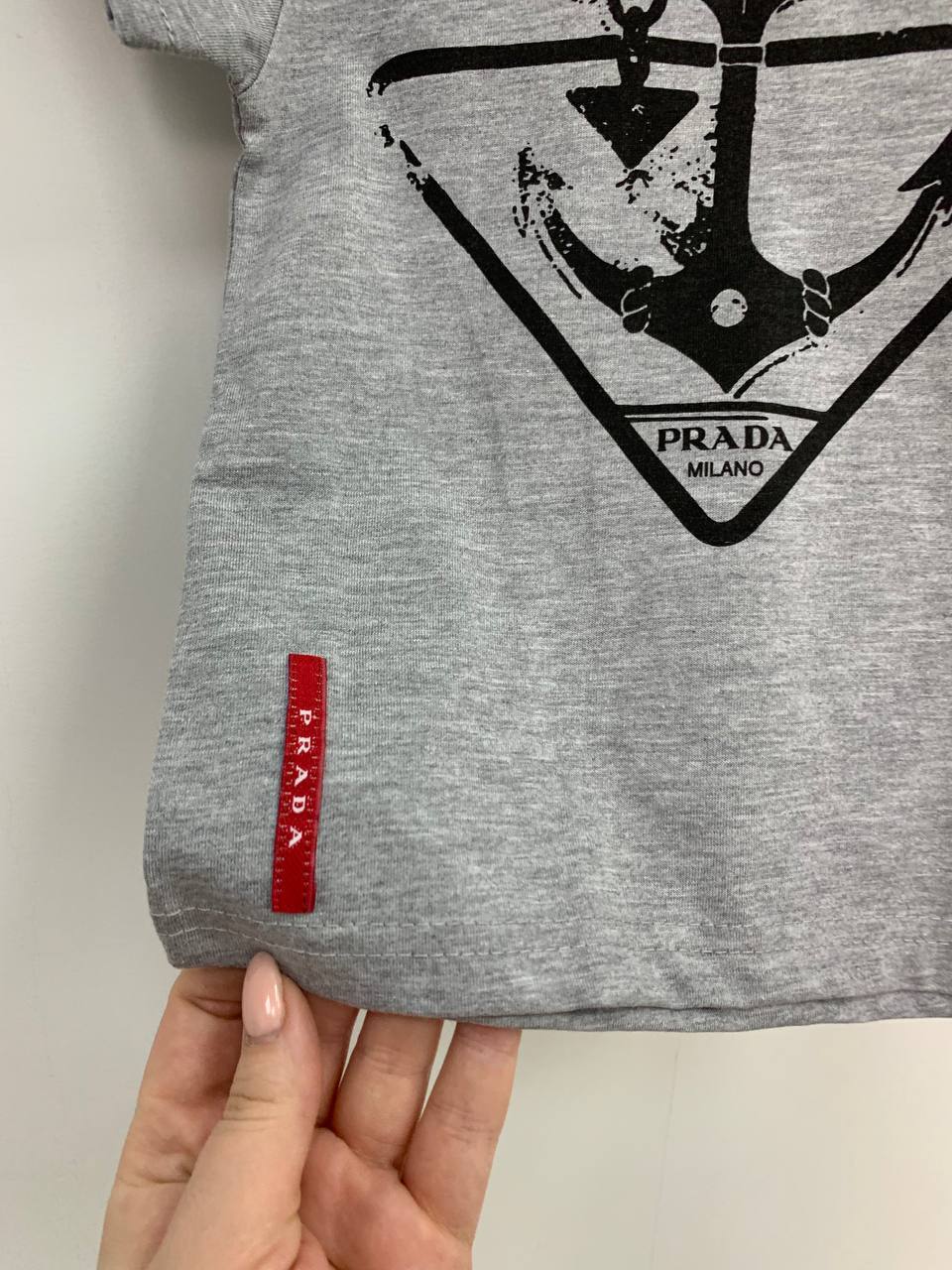 Футболка стильная Prada BP-27881 Футболка стильная Prada BP-27881