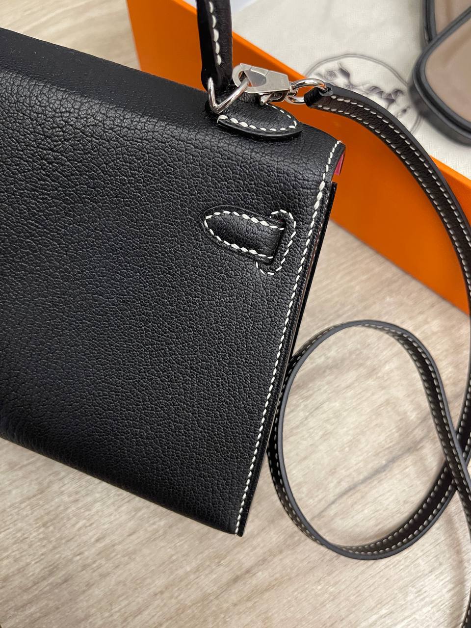 Kelly mini женская сумка Chevre PHW коллекционная Hermes BP-47727 Kelly mini женская сумка Chevre PHW коллекционная Hermes BP-47727