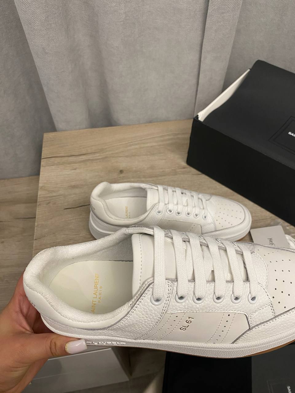 Yves Saint Laurent повседневные женские кеды BP-39956 Yves Saint Laurent повседневные женские кеды BP-39956