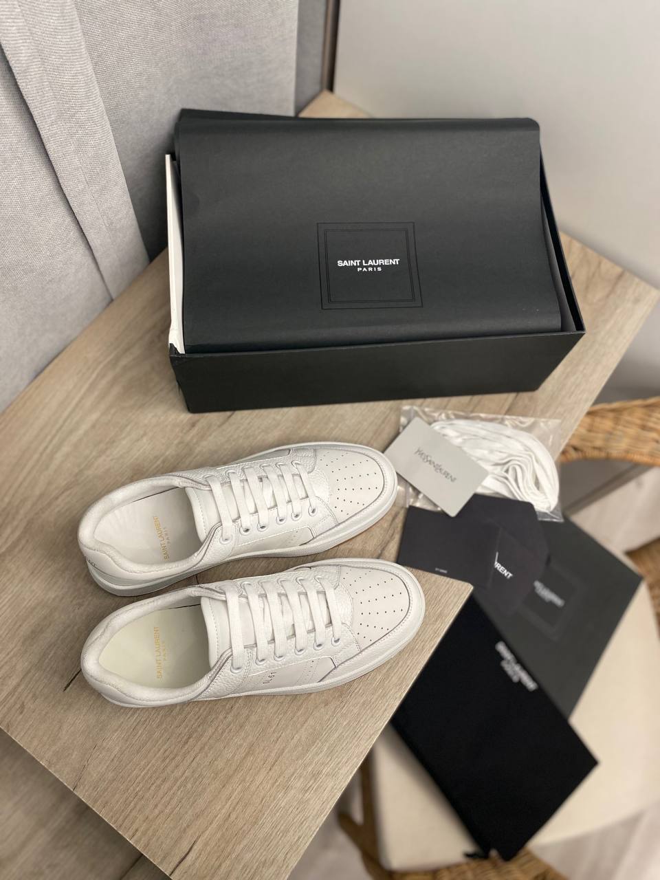 Yves Saint Laurent повседневные женские кеды BP-39956 Yves Saint Laurent повседневные женские кеды BP-39956