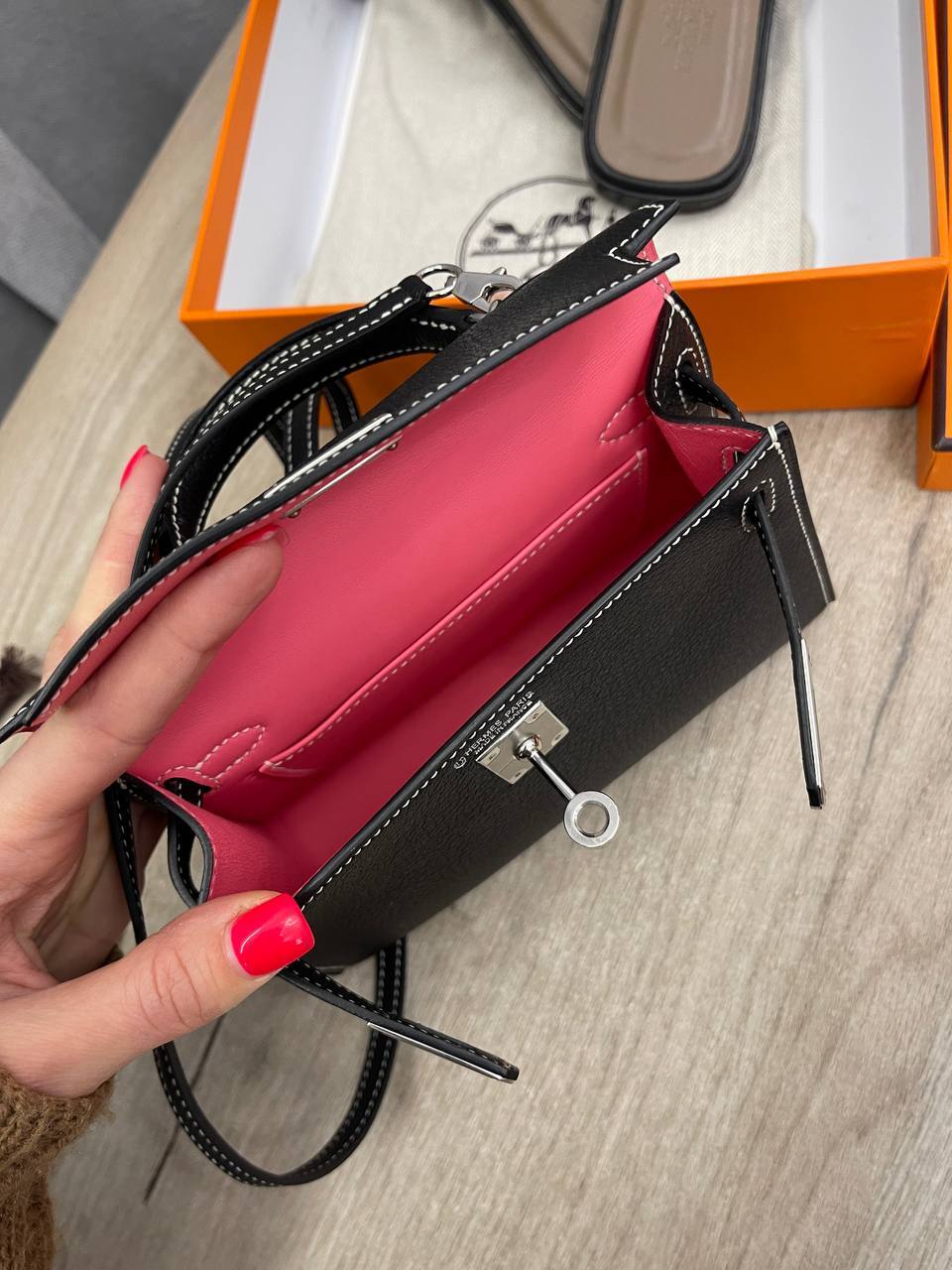 Kelly mini женская сумка Chevre PHW коллекционная Hermes BP-47727 Kelly mini женская сумка Chevre PHW коллекционная Hermes BP-47727