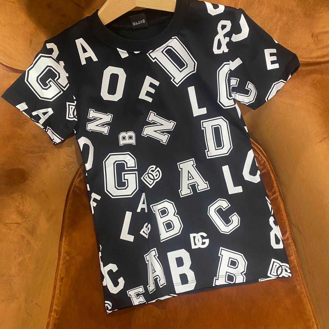 Dolce & Gabbana стильная футболка BP-27356 Dolce & Gabbana стильная футболка BP-27356