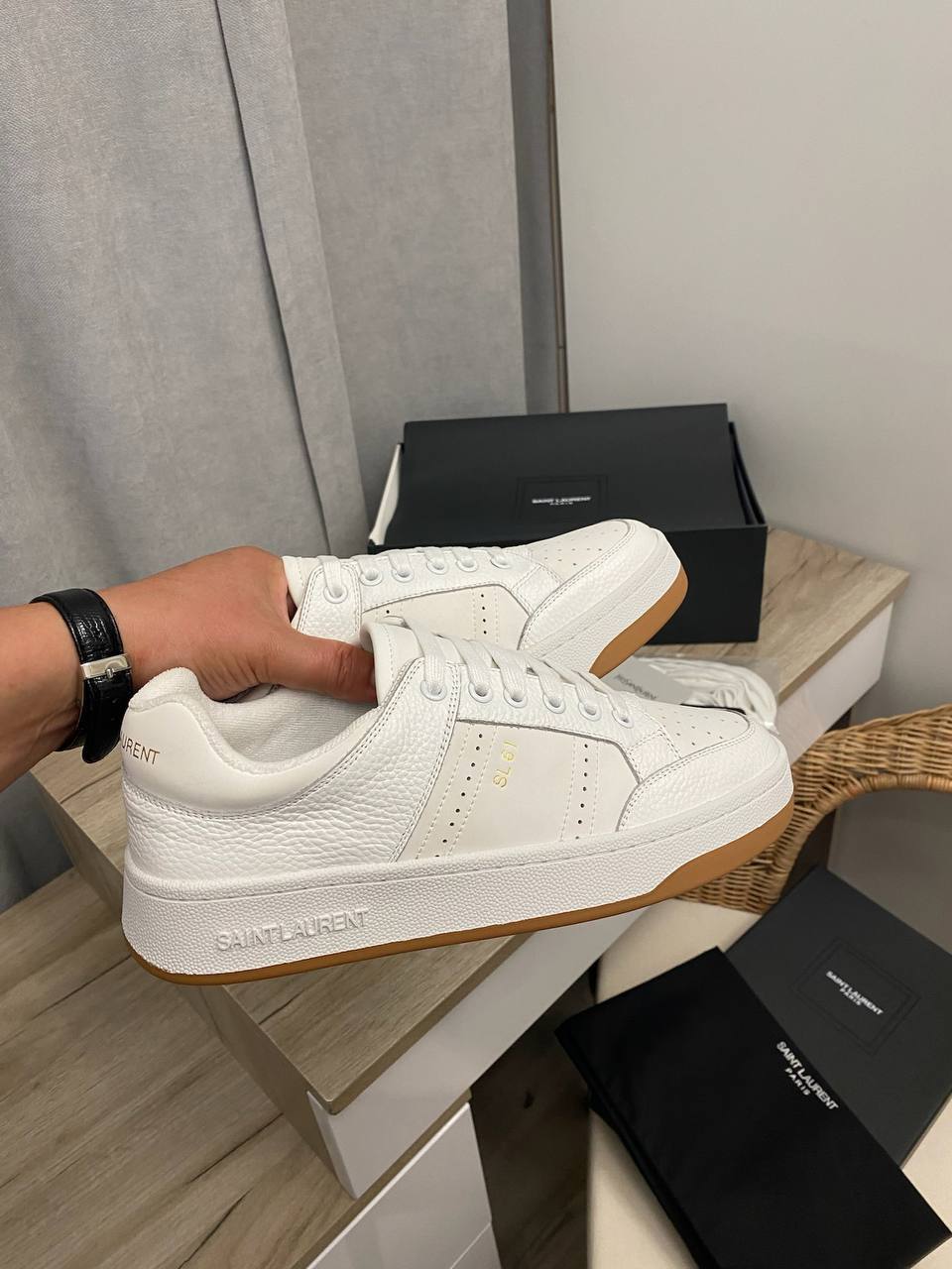 Yves Saint Laurent повседневные женские кеды BP-39956 Yves Saint Laurent повседневные женские кеды BP-39956