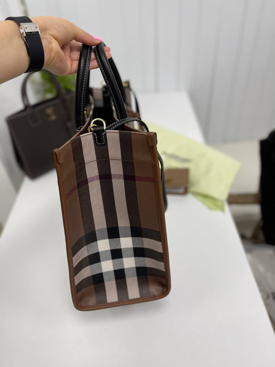 Премиум женская сумка Burberry BP-28936 Премиум женская сумка Burberry BP-28936