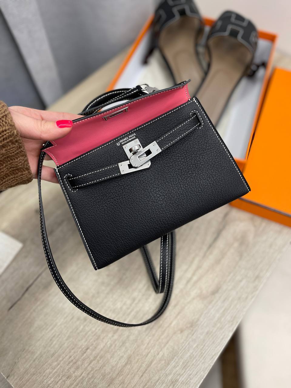 Kelly mini женская сумка Chevre PHW коллекционная Hermes BP-47727 Kelly mini женская сумка Chevre PHW коллекционная Hermes BP-47727