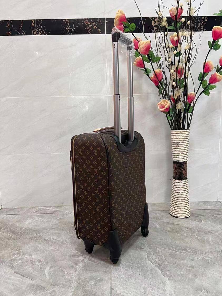 Чемодан Louis Vuitton 503220 см BP-44948 Чемодан Louis Vuitton 503220 см BP-44948