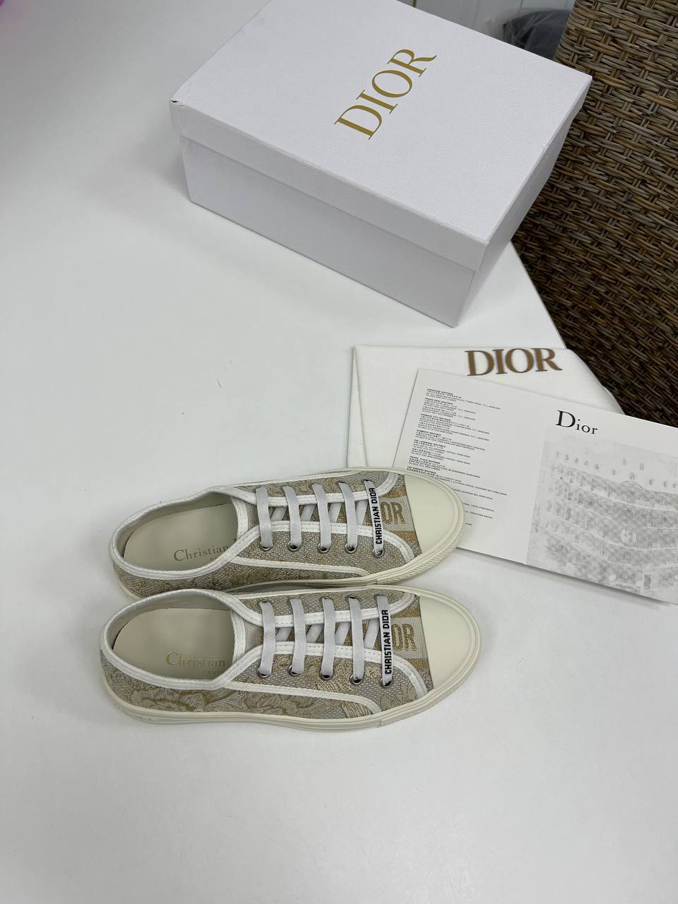 Премиум кеды женские Christian Dior BP-29903 Премиум кеды женские Christian Dior BP-29903