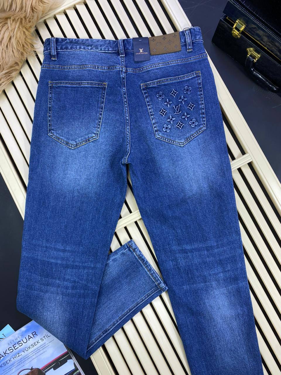 Джинсы коллекционные Louis Vuitton BP-25125 Джинсы коллекционные Louis Vuitton BP-25125