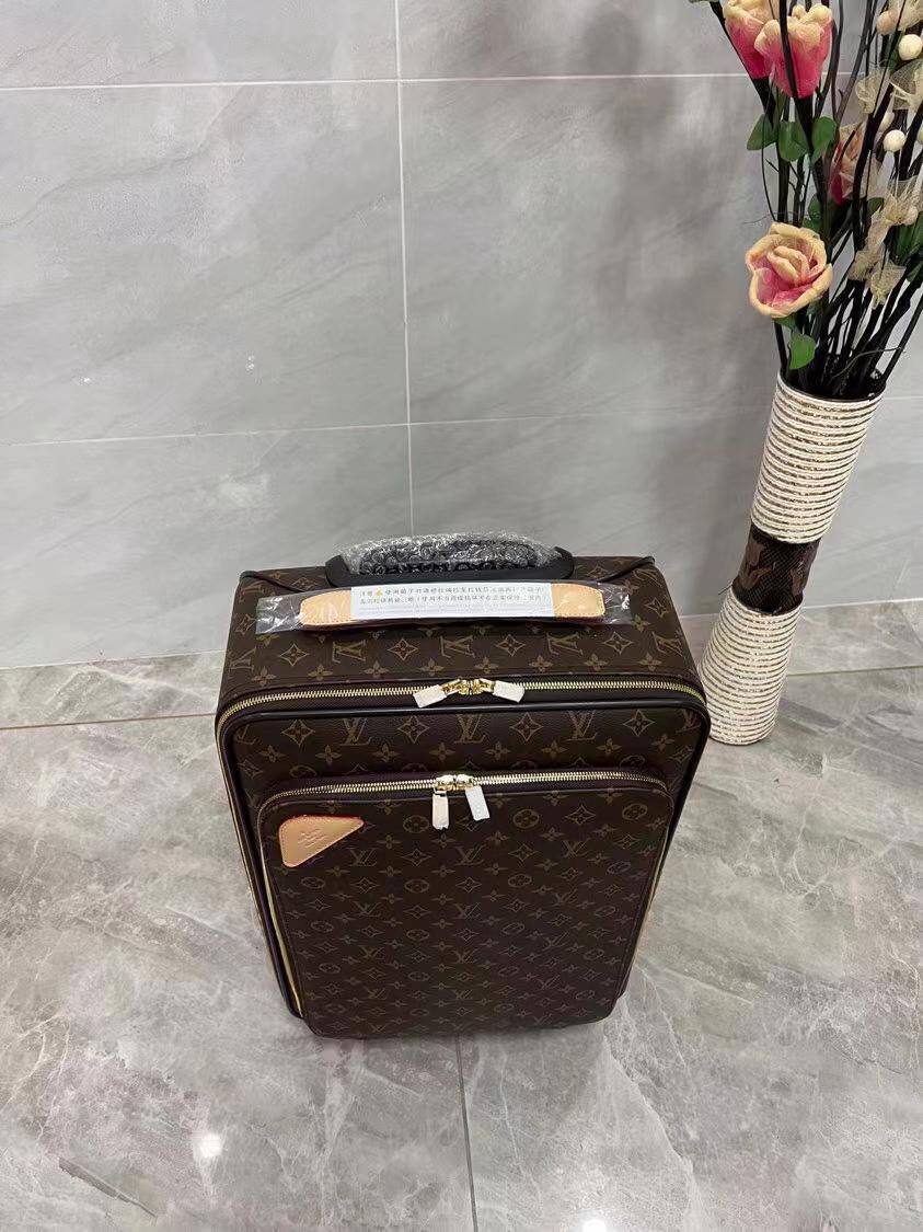 Чемодан Louis Vuitton 503220 см BP-44948 Чемодан Louis Vuitton 503220 см BP-44948