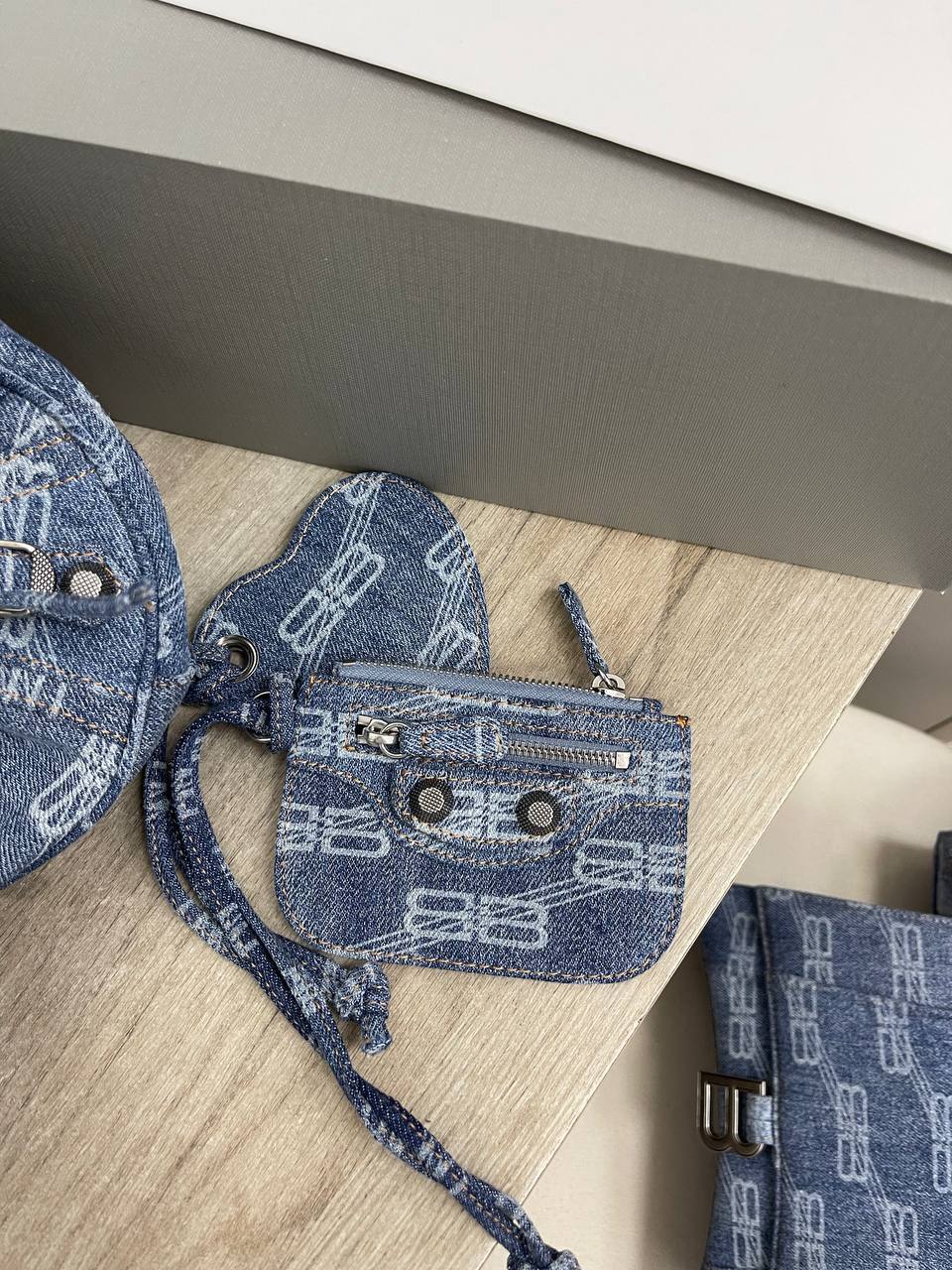 Элитная женская сумка Balenciaga BP-34784 Элитная женская сумка Balenciaga BP-34784