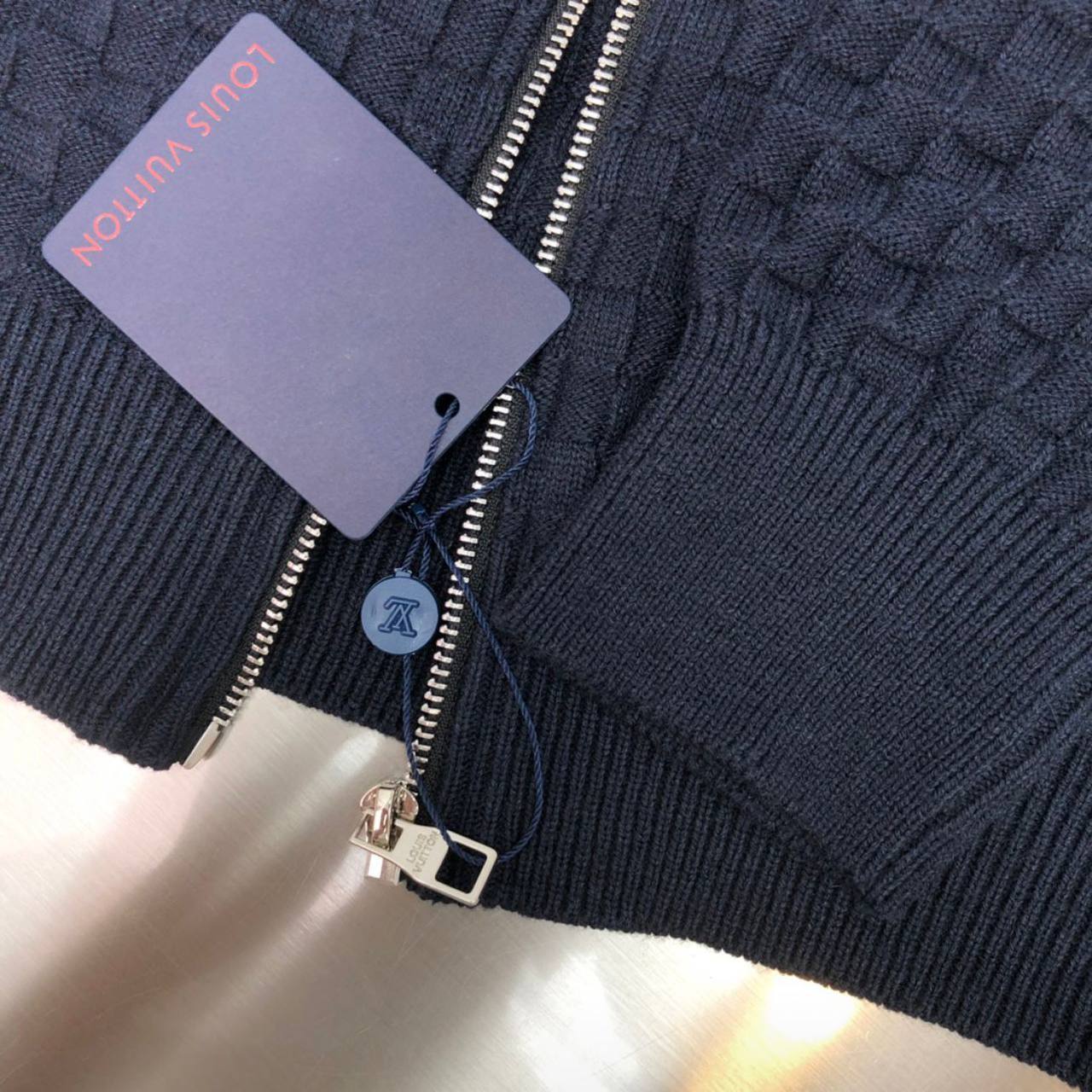 Louis Vuitton кардиган BP-23111 с узором DAMIER Louis Vuitton кардиган BP-23111 с узором DAMIER