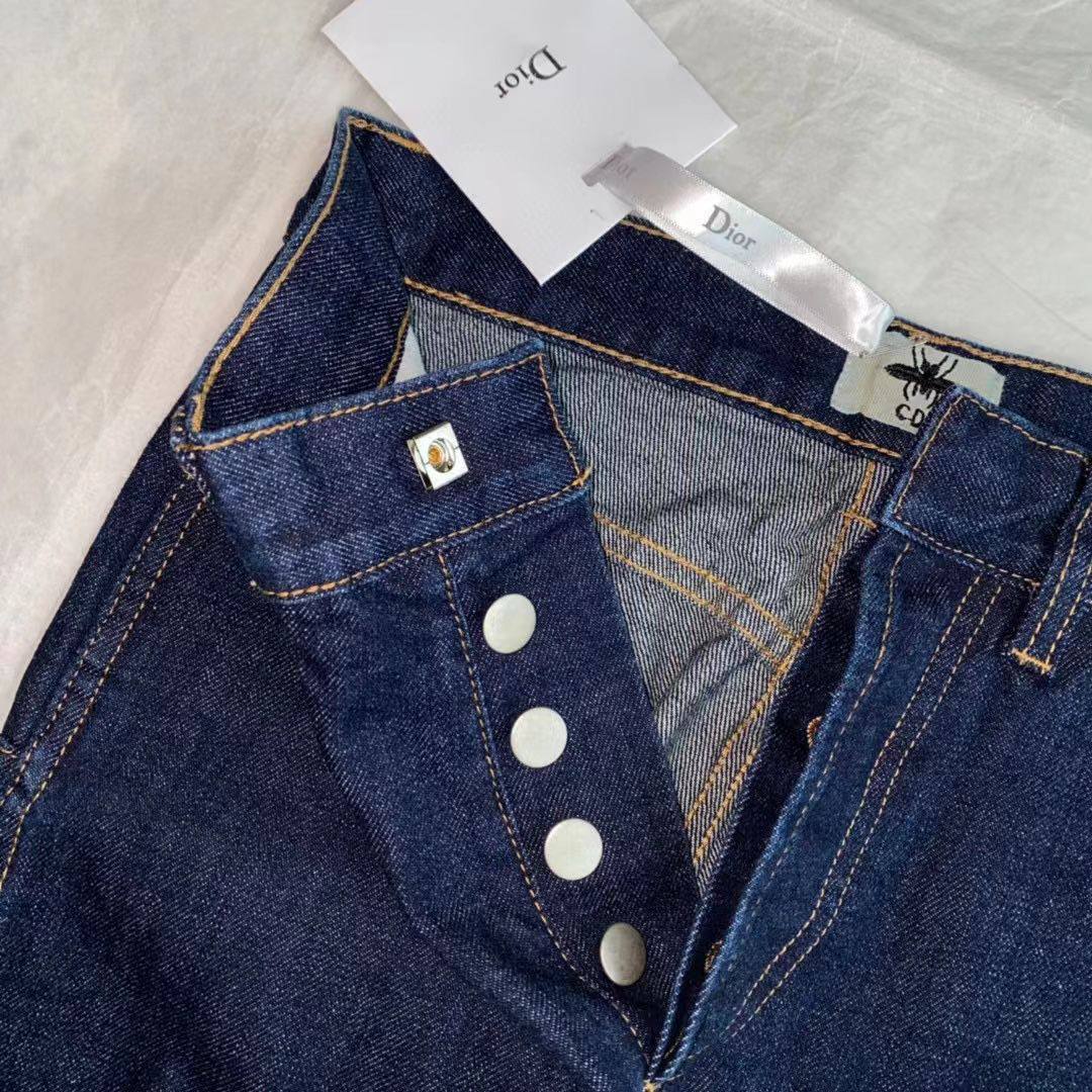 Джинсы премиум Christian Dior BP-16125 Джинсы премиум Christian Dior BP-16125