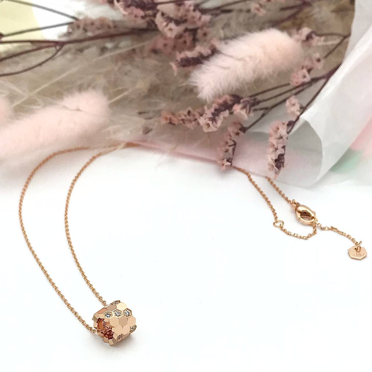 Трендовая подвеска Chaumet BP-34262 Трендовая подвеска Chaumet BP-34262