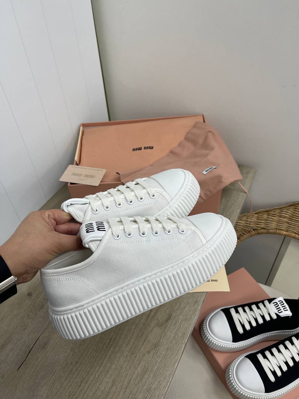 Трендовые кеды Miu Miu BP-32197 Трендовые кеды Miu Miu BP-32197