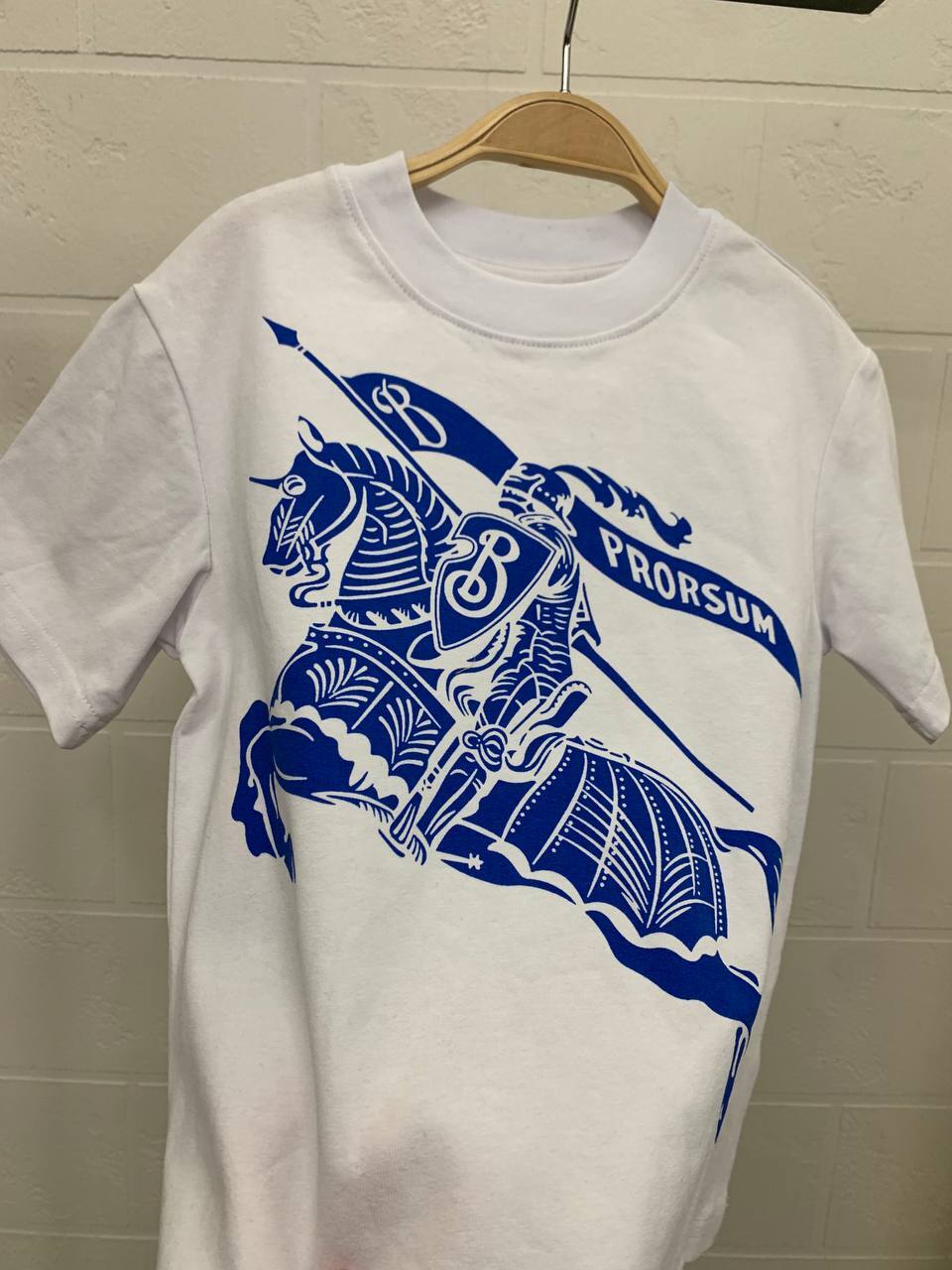 Футболка Burberry премиальная BP-48310 Футболка Burberry премиальная BP-48310