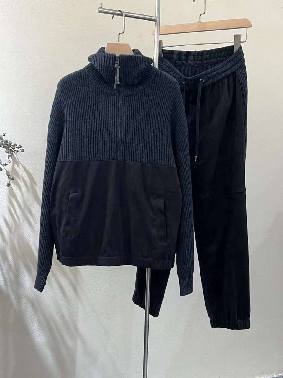 Коллекционный спортивный костюм BC BP-43621 Коллекционный спортивный костюм BC BP-43621