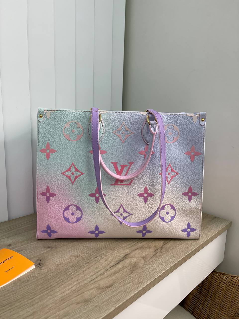 Коллекционная женская сумка Louis Vuitton BP-14080 Коллекционная женская сумка Louis Vuitton BP-14080