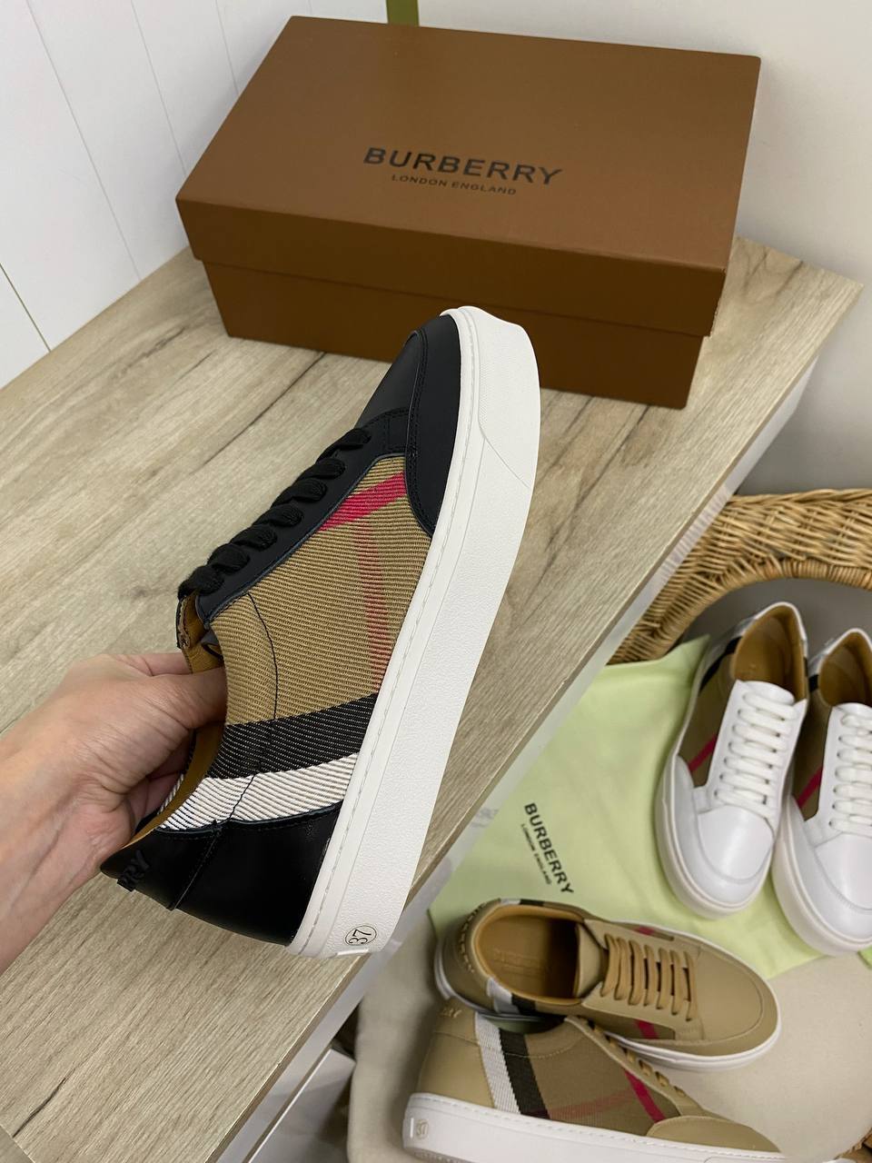 Кеды женские трендовые Burberry BP-34657 Кеды женские трендовые Burberry BP-34657