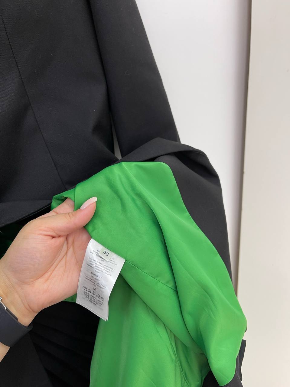 Пальто элитное Bottega Veneta BP-21978 Пальто элитное Bottega Veneta BP-21978