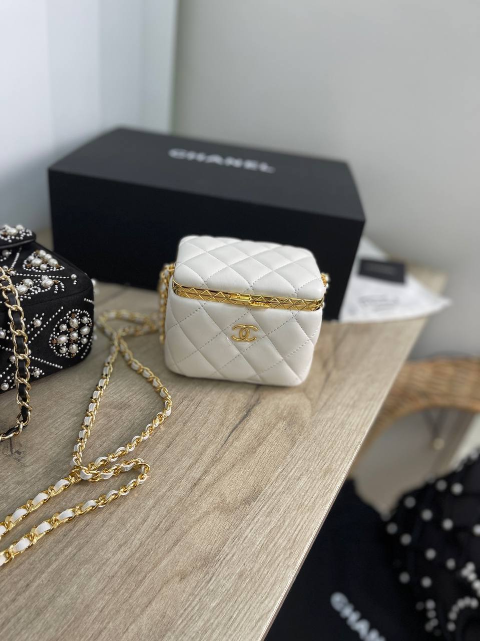 Коллекционная женская сумка Chanel BP-24019 Коллекционная женская сумка Chanel BP-24019