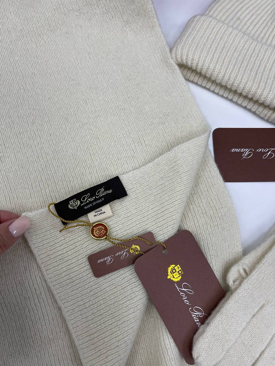 Комплект коллекционный Loro Piana BP-22142 Комплект коллекционный Loro Piana BP-22142