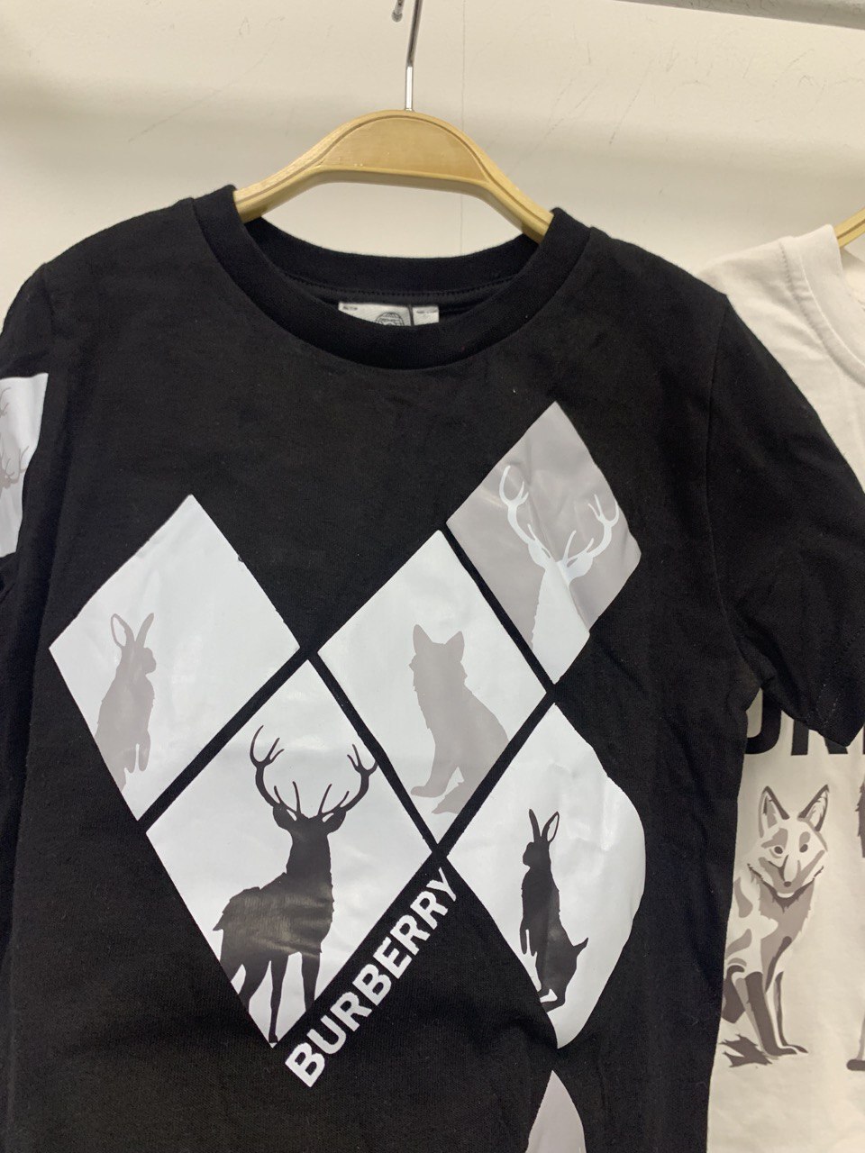 Футболка лимитная Burberry BP-34426 Футболка лимитная Burberry BP-34426