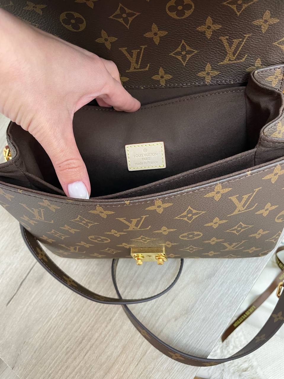 Сумка элитная женская Pochette Metis Louis Vuitton BP-15581 Сумка элитная женская Pochette Metis Louis Vuitton BP-15581