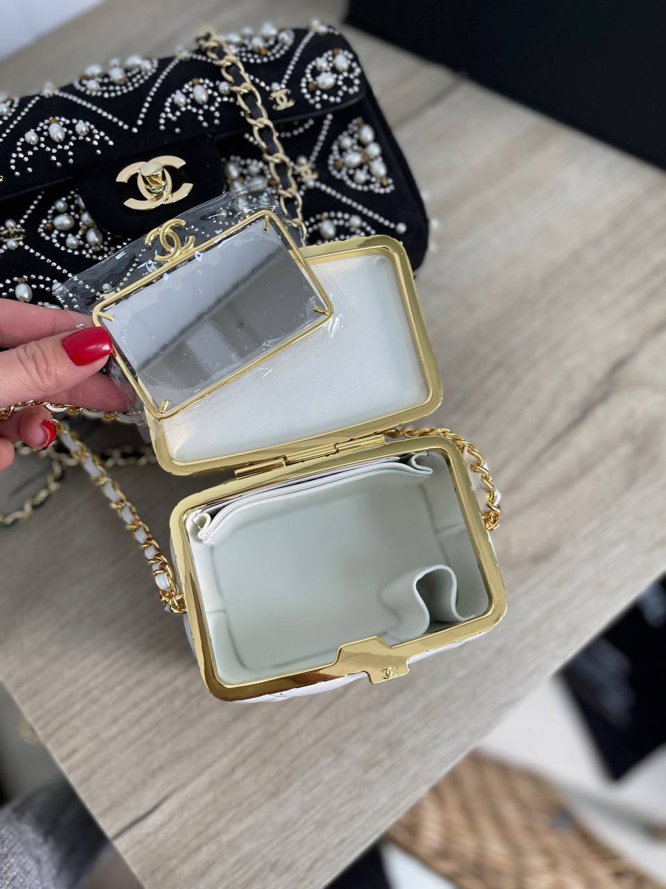 Коллекционная женская сумка Chanel BP-24019 Коллекционная женская сумка Chanel BP-24019