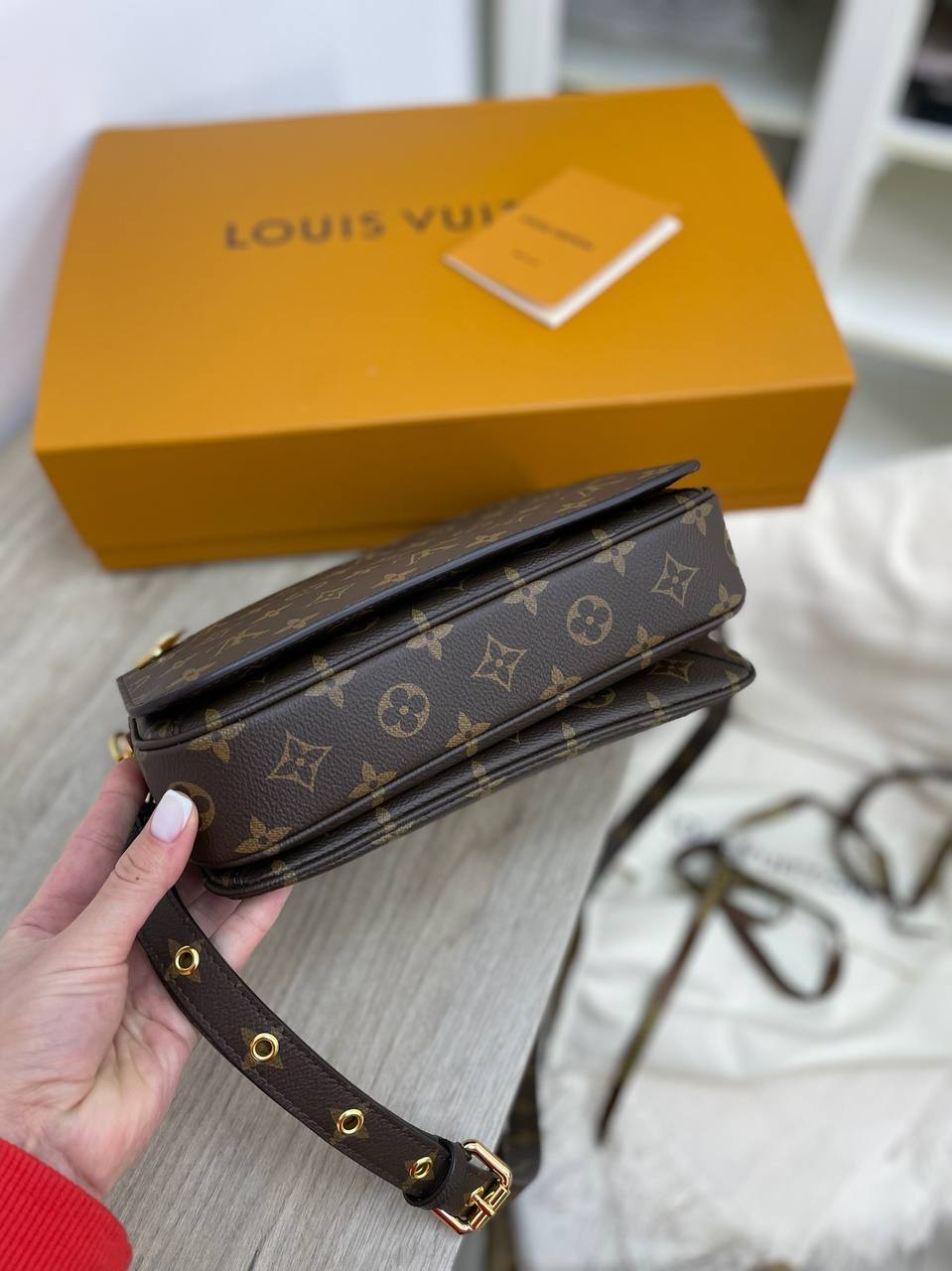 Сумка элитная женская Pochette Metis Louis Vuitton BP-15581 Сумка элитная женская Pochette Metis Louis Vuitton BP-15581
