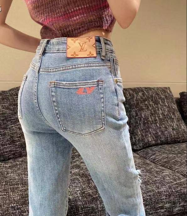 Трендовые джинсы Louis Vuitton BP-15767 Трендовые джинсы Louis Vuitton BP-15767