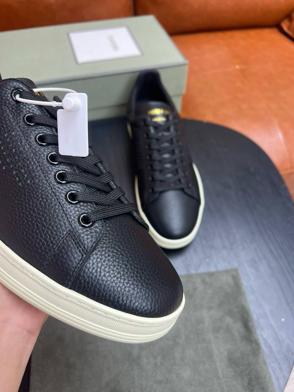 Tom Ford стильные кеды BP-46835 Tom Ford стильные кеды BP-46835