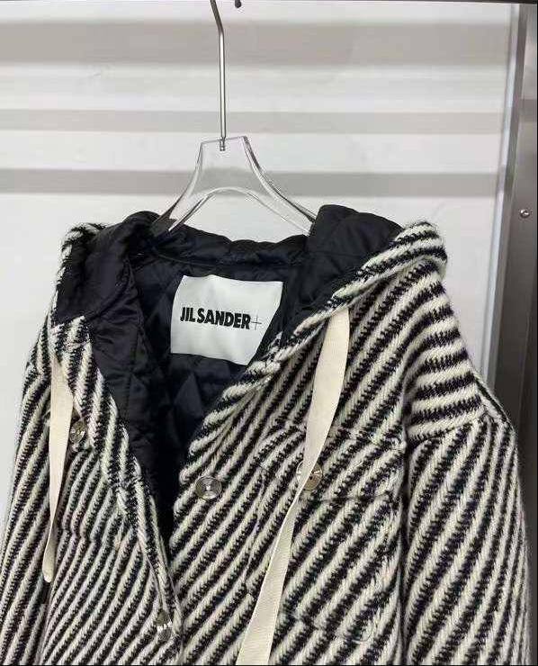 Трендовое пальто Jil Sander BP-25811 Трендовое пальто Jil Sander BP-25811